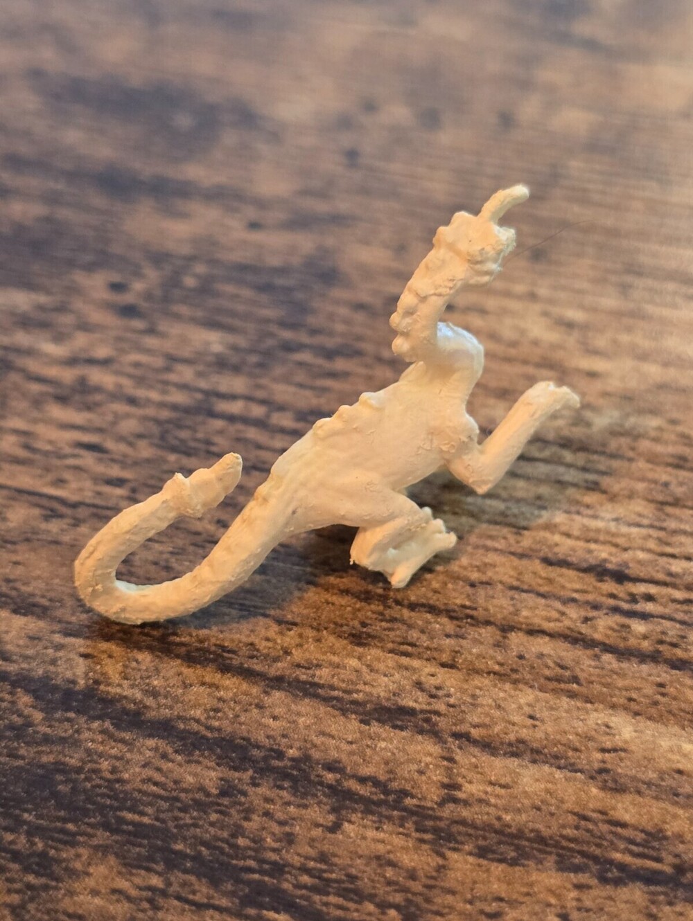 Safari Ltd Good Luck Mini dragon figurine - Picture 2 of 4